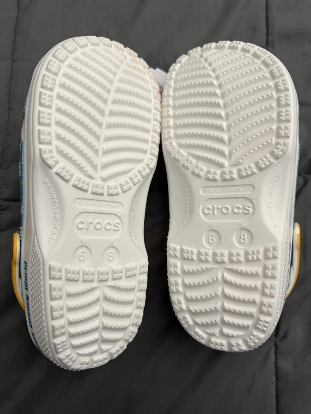 Disney Teal Cinderella Castle Print Sandal Crocs Clogs women 8 men 6 NEW HTF - Picture 4 of 8